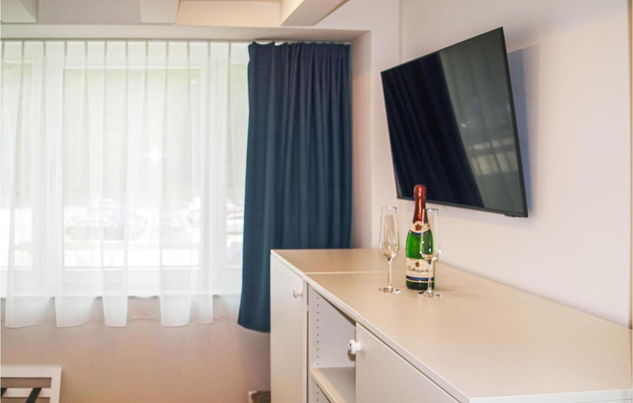 2 Bedroom Lovely Apartment In Binz Ot Prora Lubkow Экстерьер фото